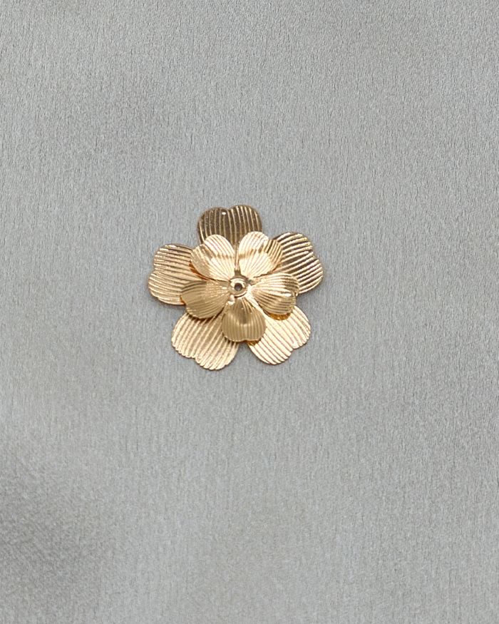 Çiçek Motifli Çift Katlı Metal Paslanmaz Broş - Gümüş - Gold - Görsel 1